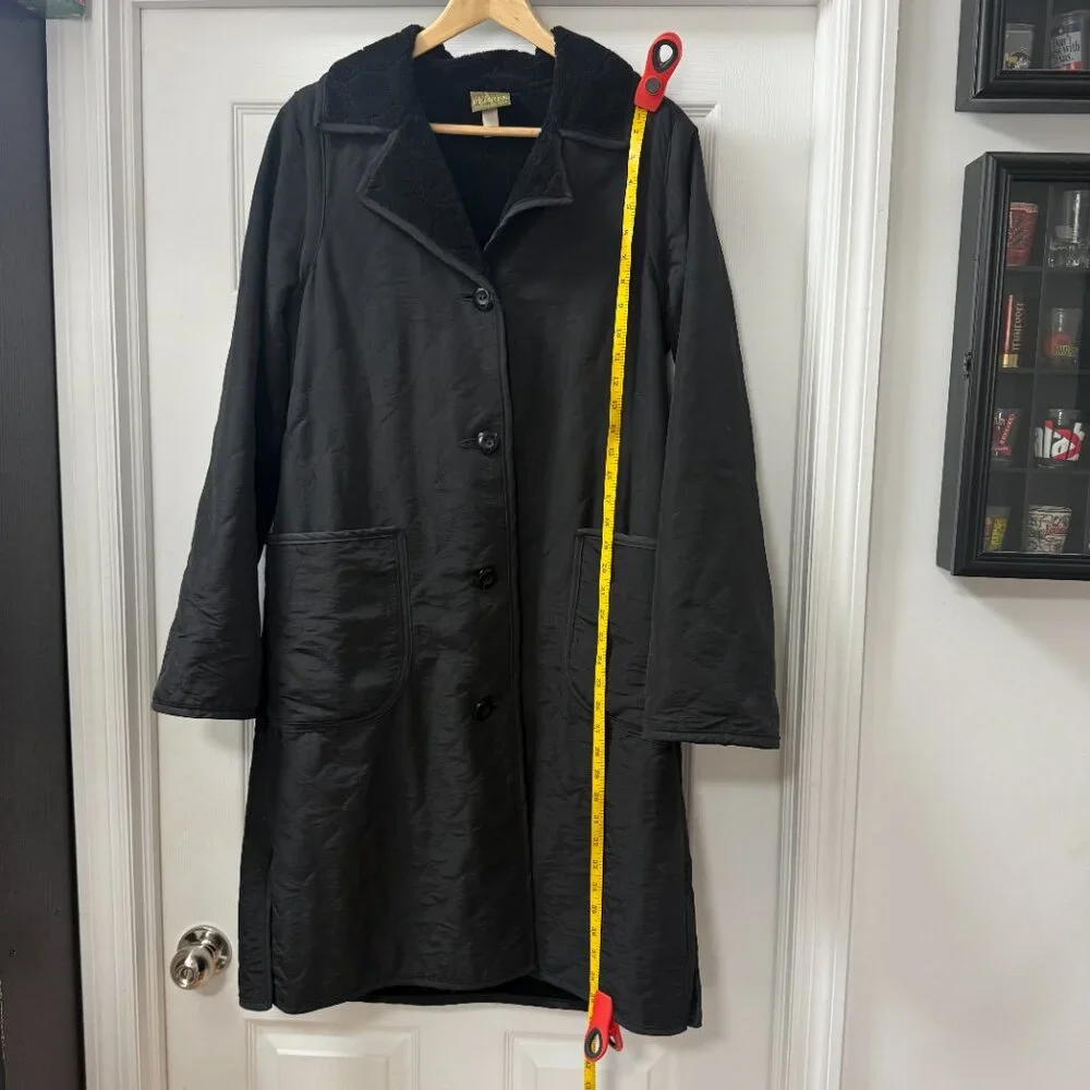 Maralyce Ferree Scarborough, Maine black button-down textured coat size small - Picture 3 of 10